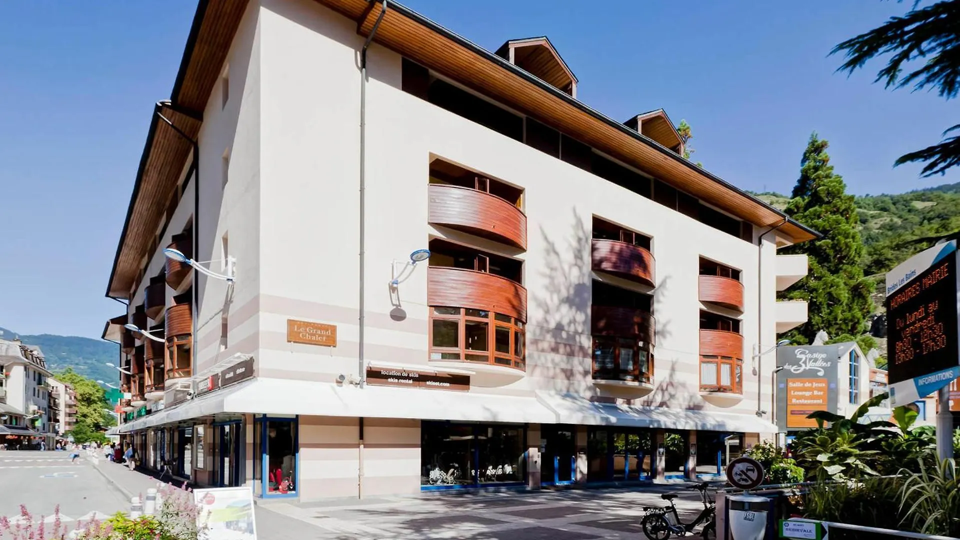 Studio Cosy Avec Balcon, Parking Et Wifi Au Coeur De Brides-Les-Bains - Fr-1-512-136